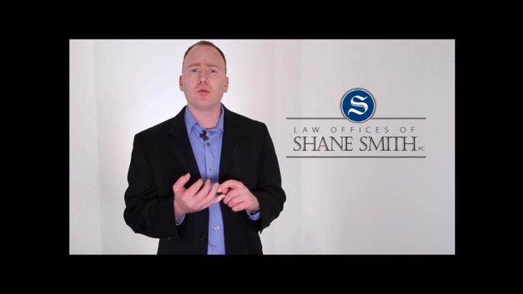 El abogado Shane Smith apoya a los maestros y escuelas de Peachtree City.