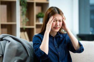 ¿Qué son los dolores de cabeza postraumáticos después de una conmoción cerebral?